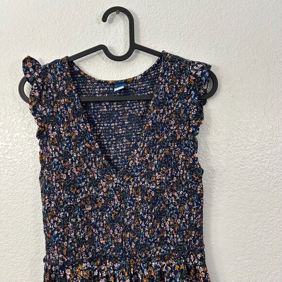 Old Navy Sleeveless Smocked Empire Waist Maxi Dress Ditsy Floral - Picture 3 of 7